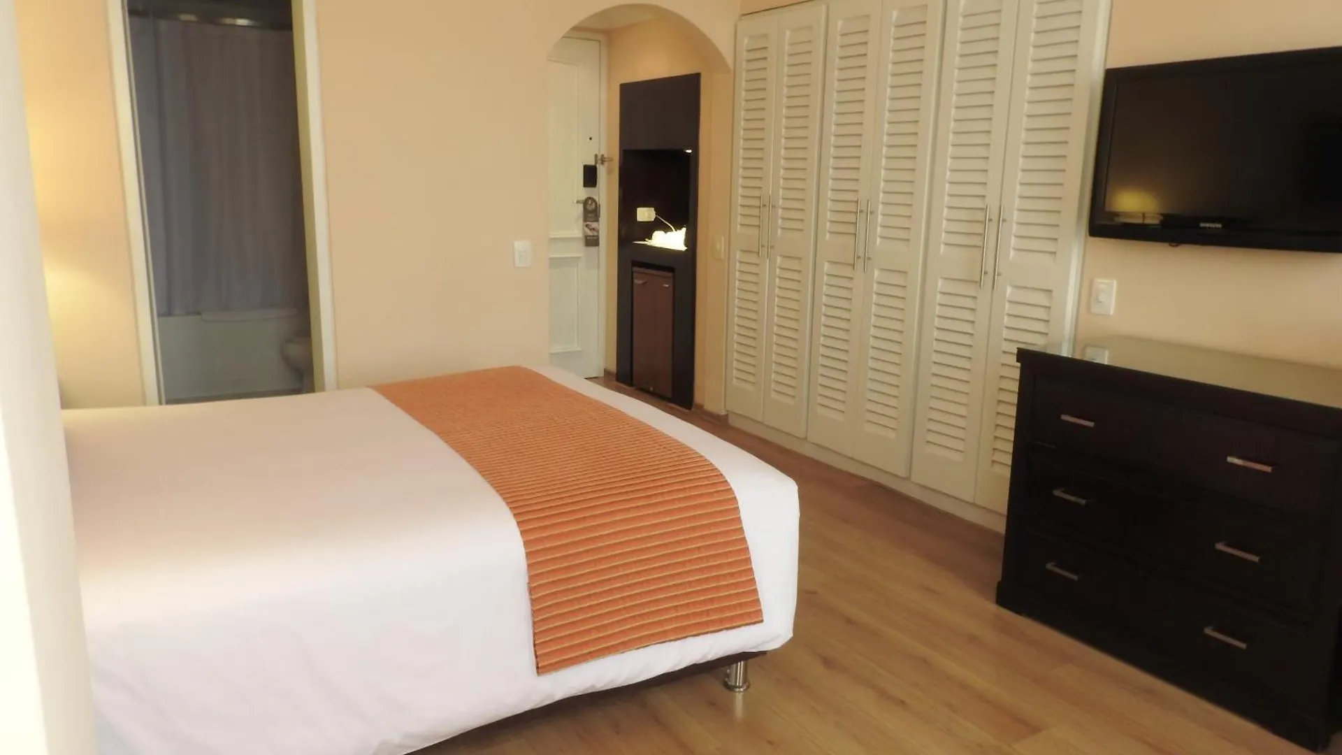 Hotel Mercure Alameda Quito