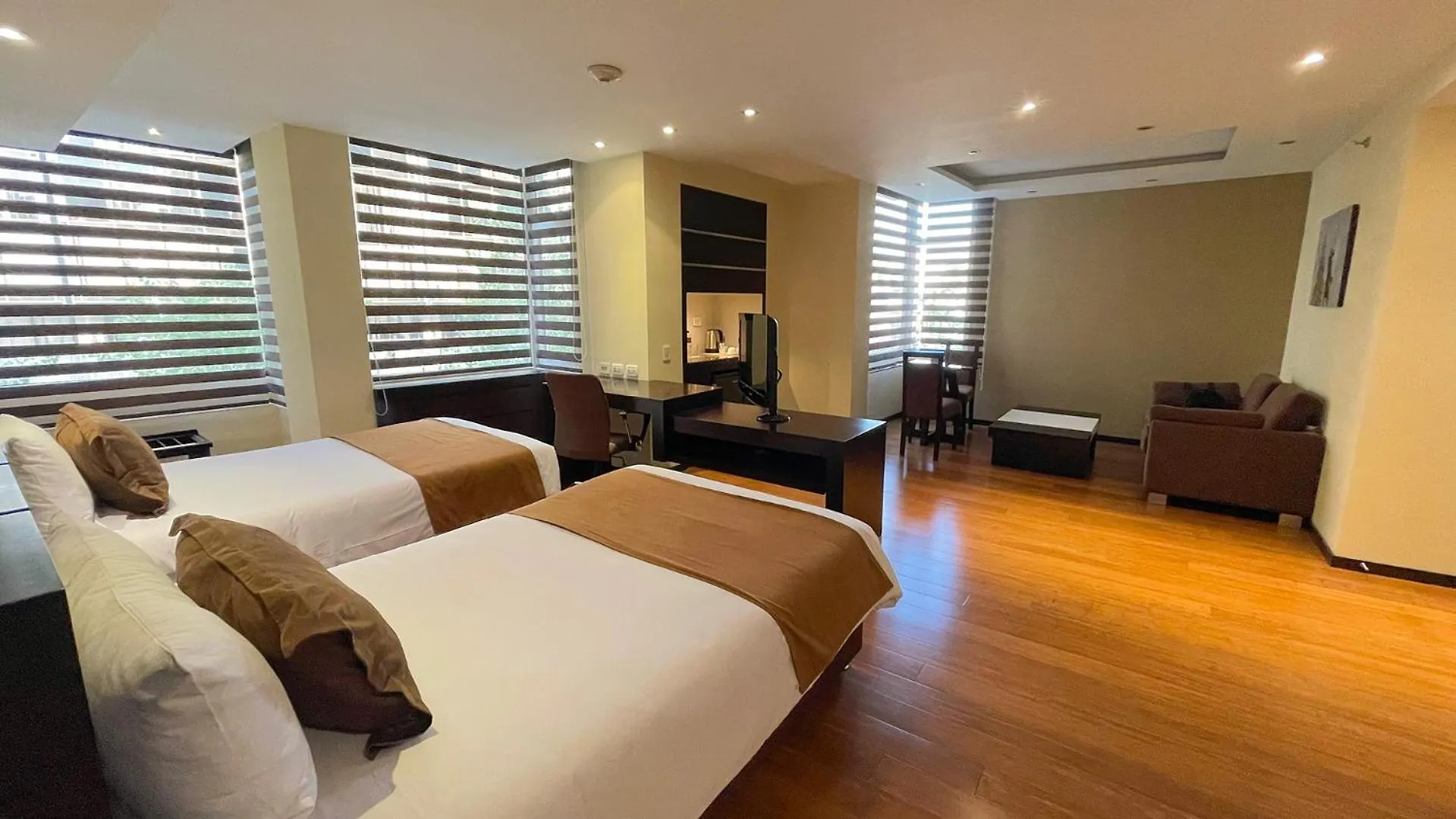 Mercure Alameda Quito Hotel