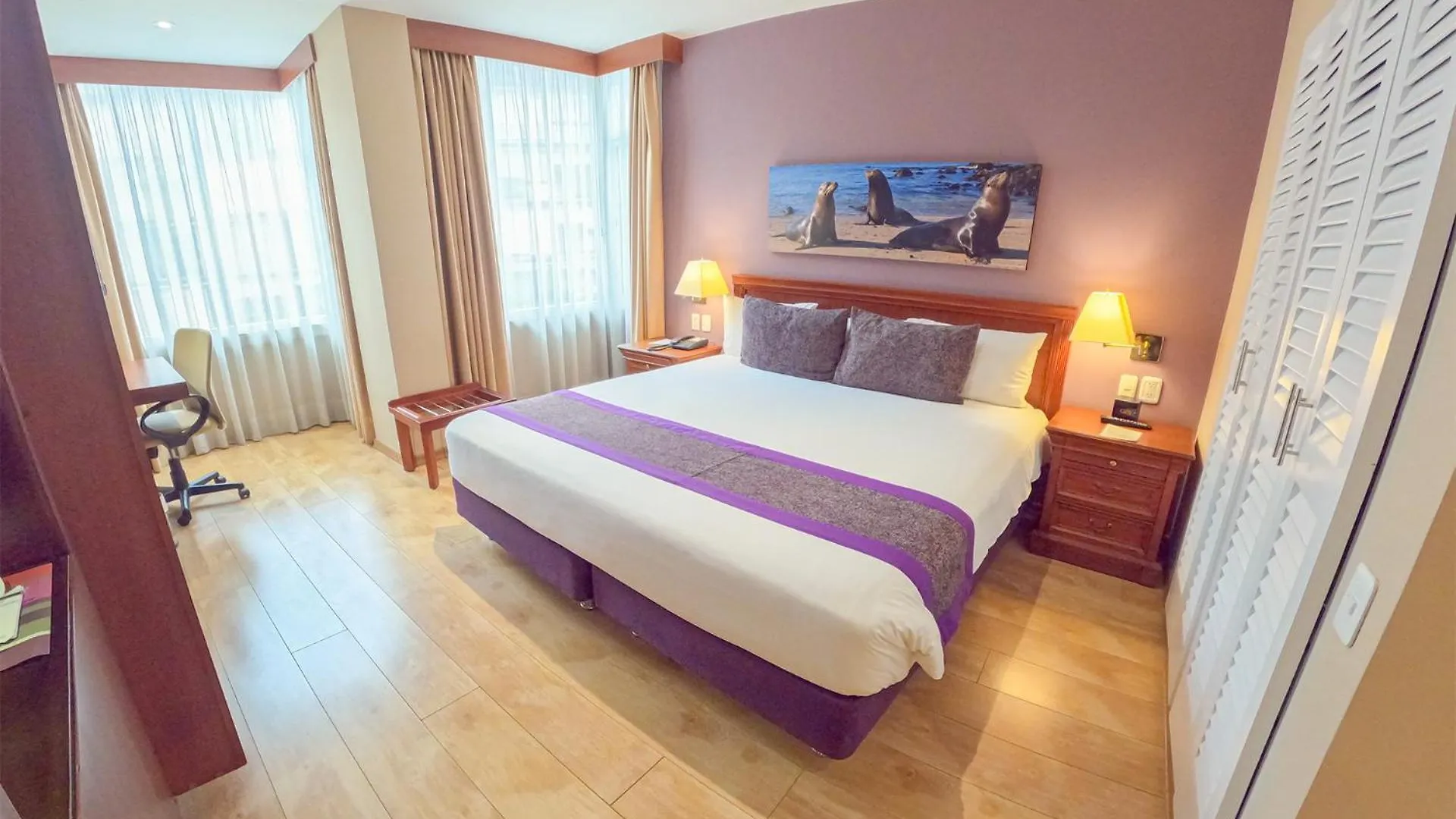 Mercure Alameda Quito 5*,  Ecuador