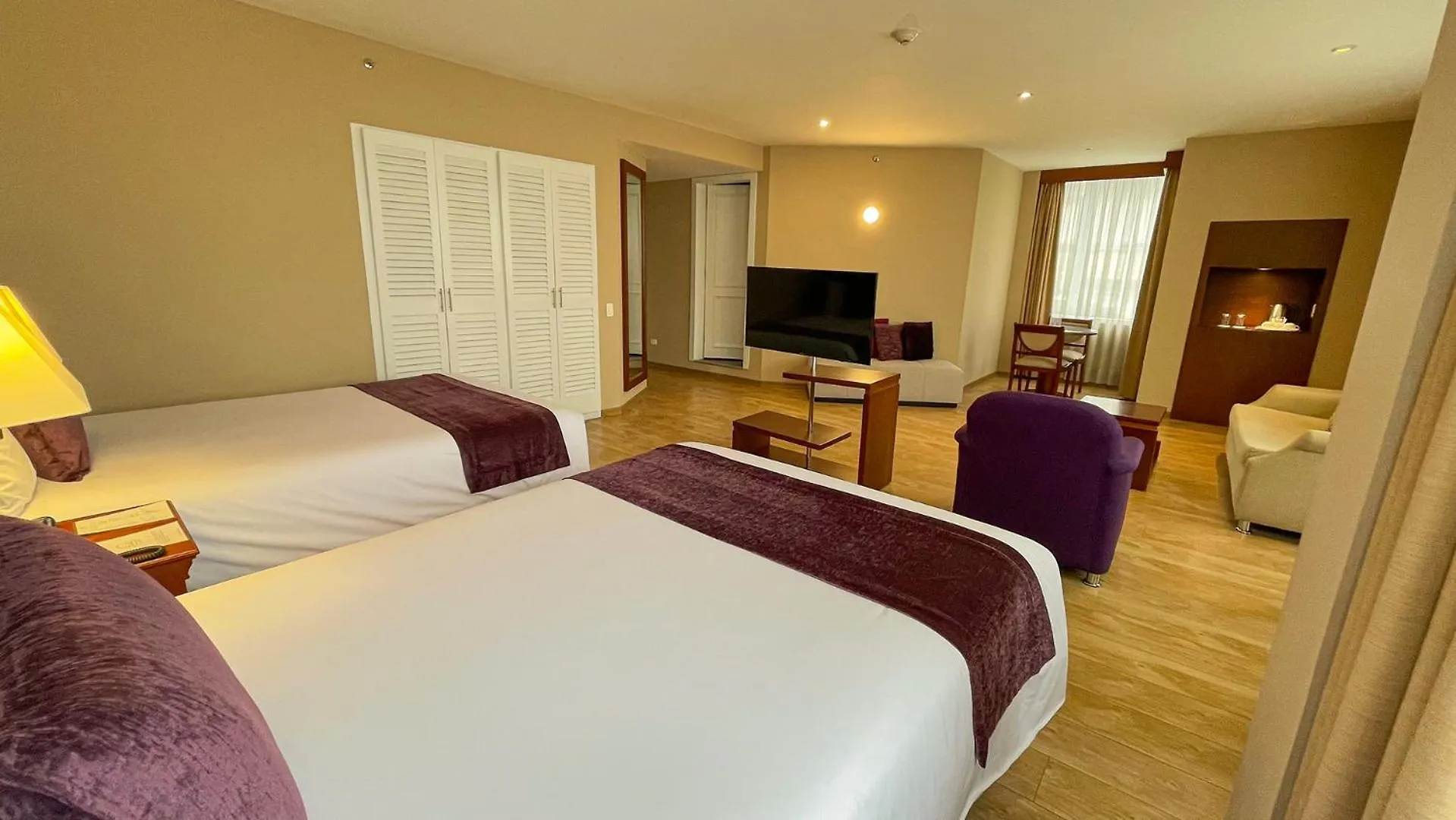 Hotel Mercure Alameda Quito