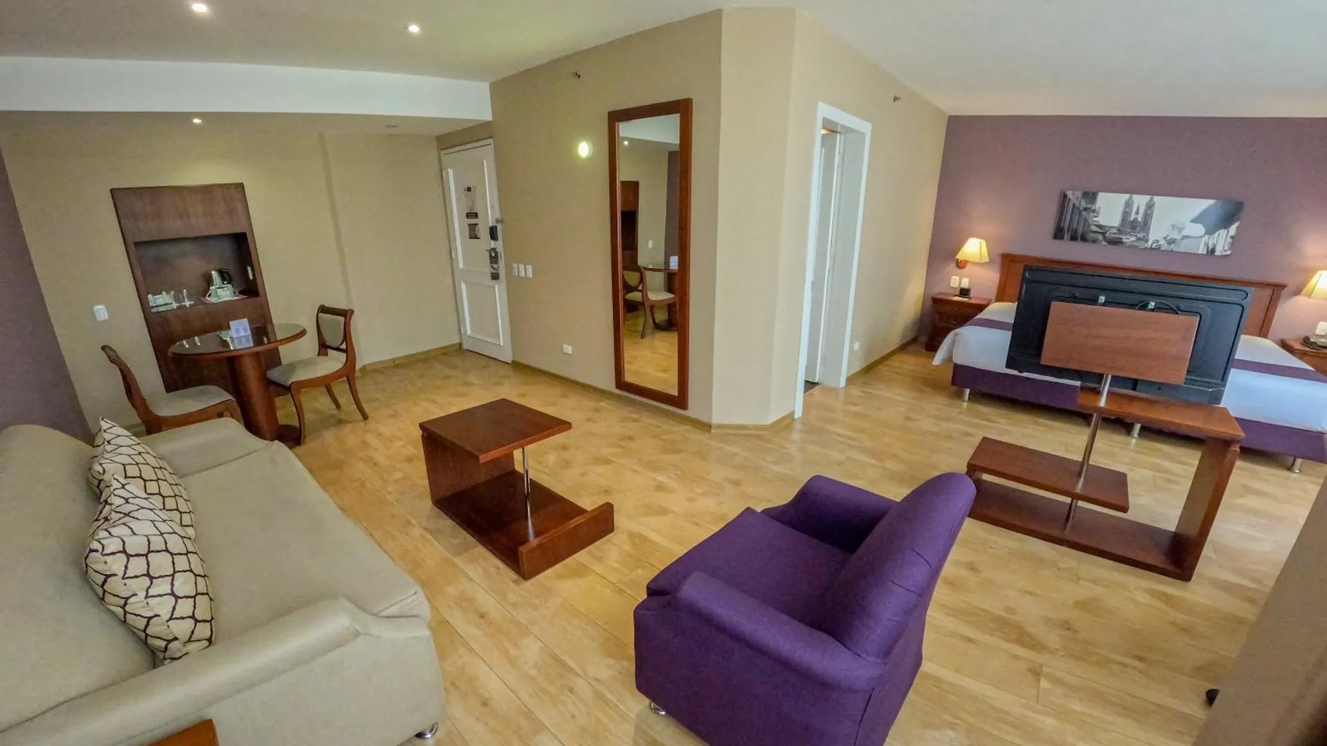 Mercure Alameda Quito Hotel