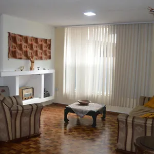 Independiente A 6 Minutos De Mall El Jardin Apartment